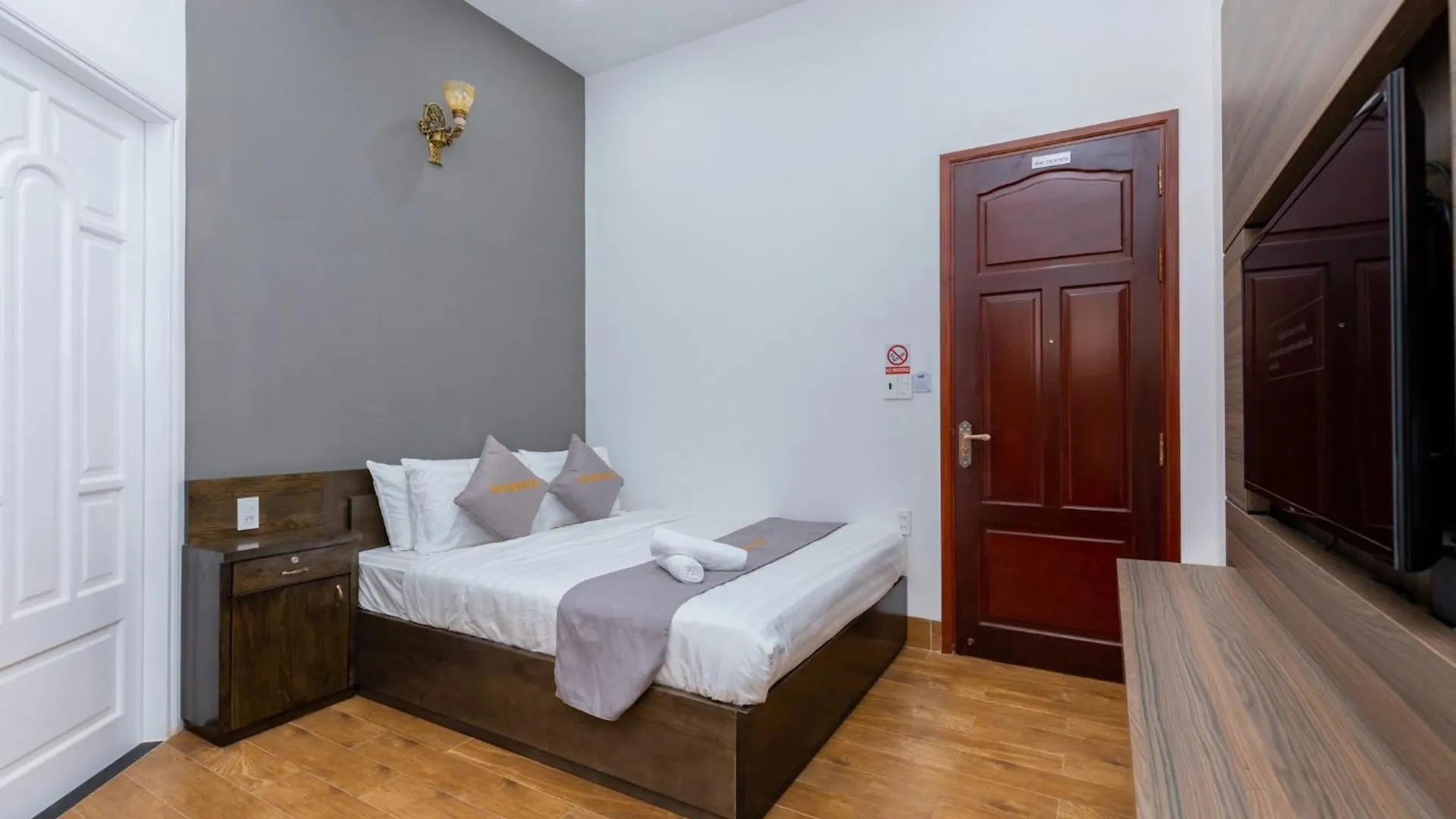 Palm Villa 37 - 6 Bedrooms & Pool In Vungtau Beach Vung Tau