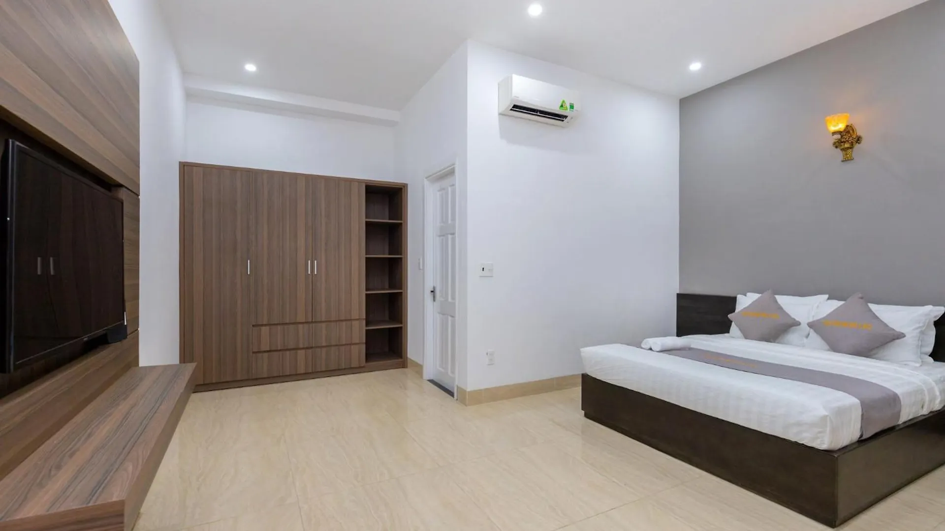 Palm Villa 37 - 6 Bedrooms & Pool In Vungtau Beach Vung Tau
