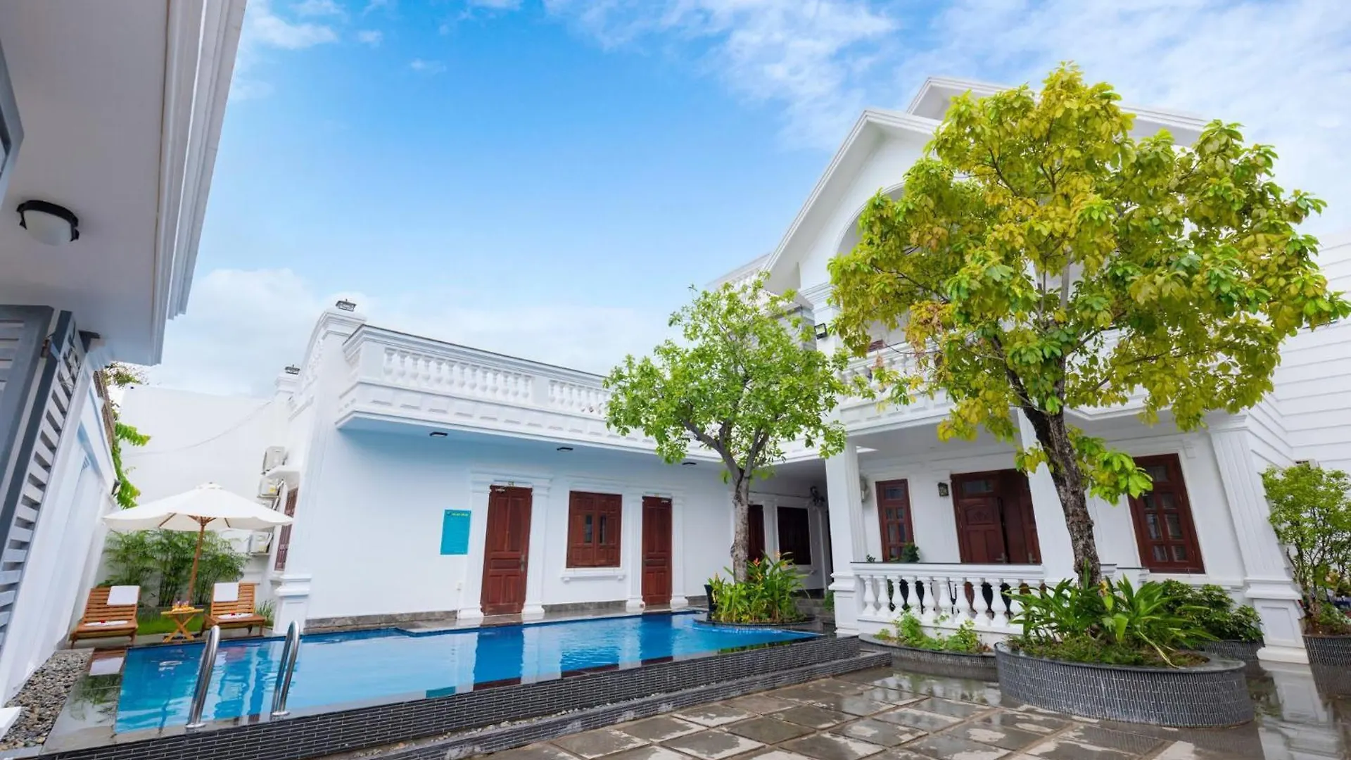 Palm Villa 37 - 6 Bedrooms & Pool In Vungtau Beach Vung Tau