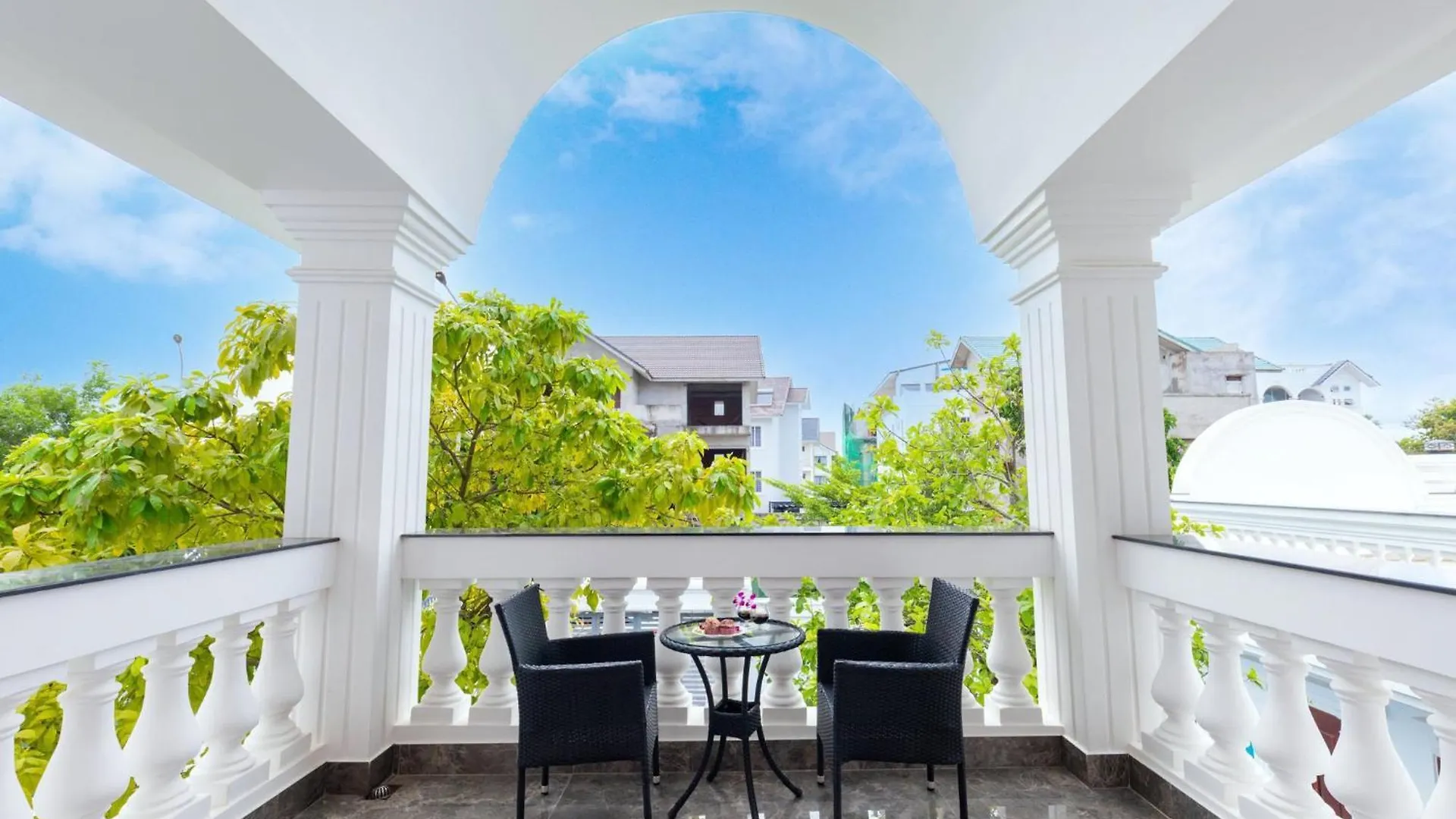 Palm Villa 37 - 6 Bedrooms & Pool In Vungtau Beach Vung Tau